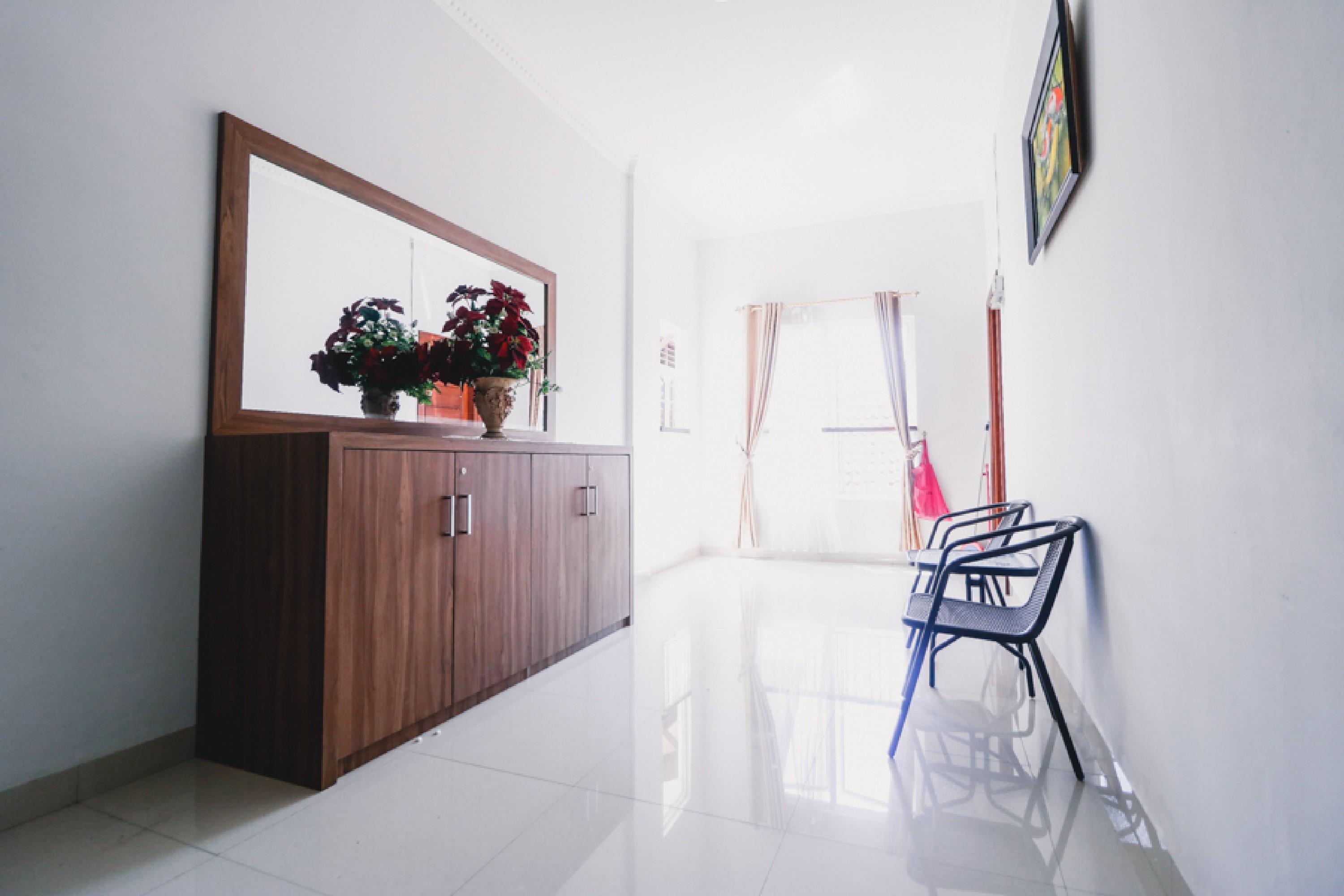 Reddoorz Near Hermes Place Polonia Medan Exterior photo